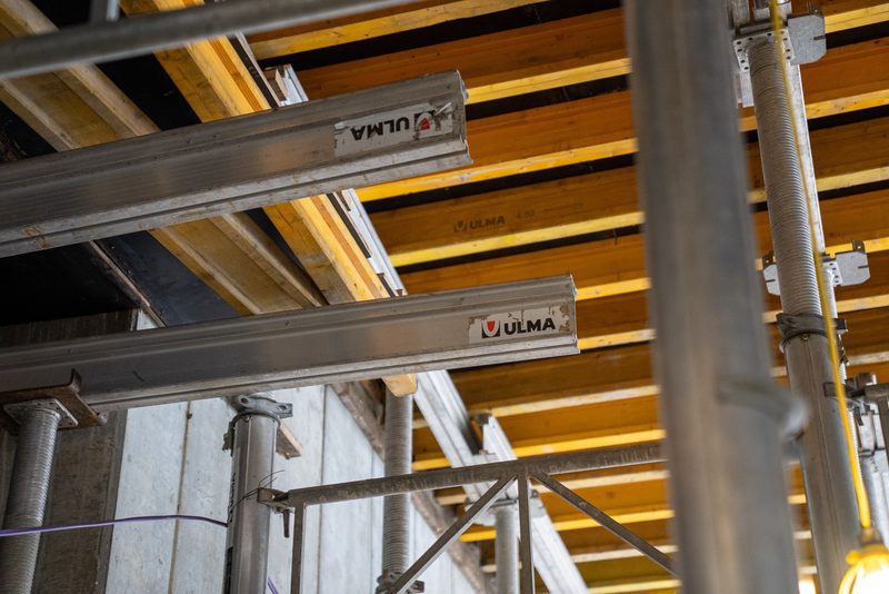 Detail of the slab formwork, ULMA beams carrying the timber joists